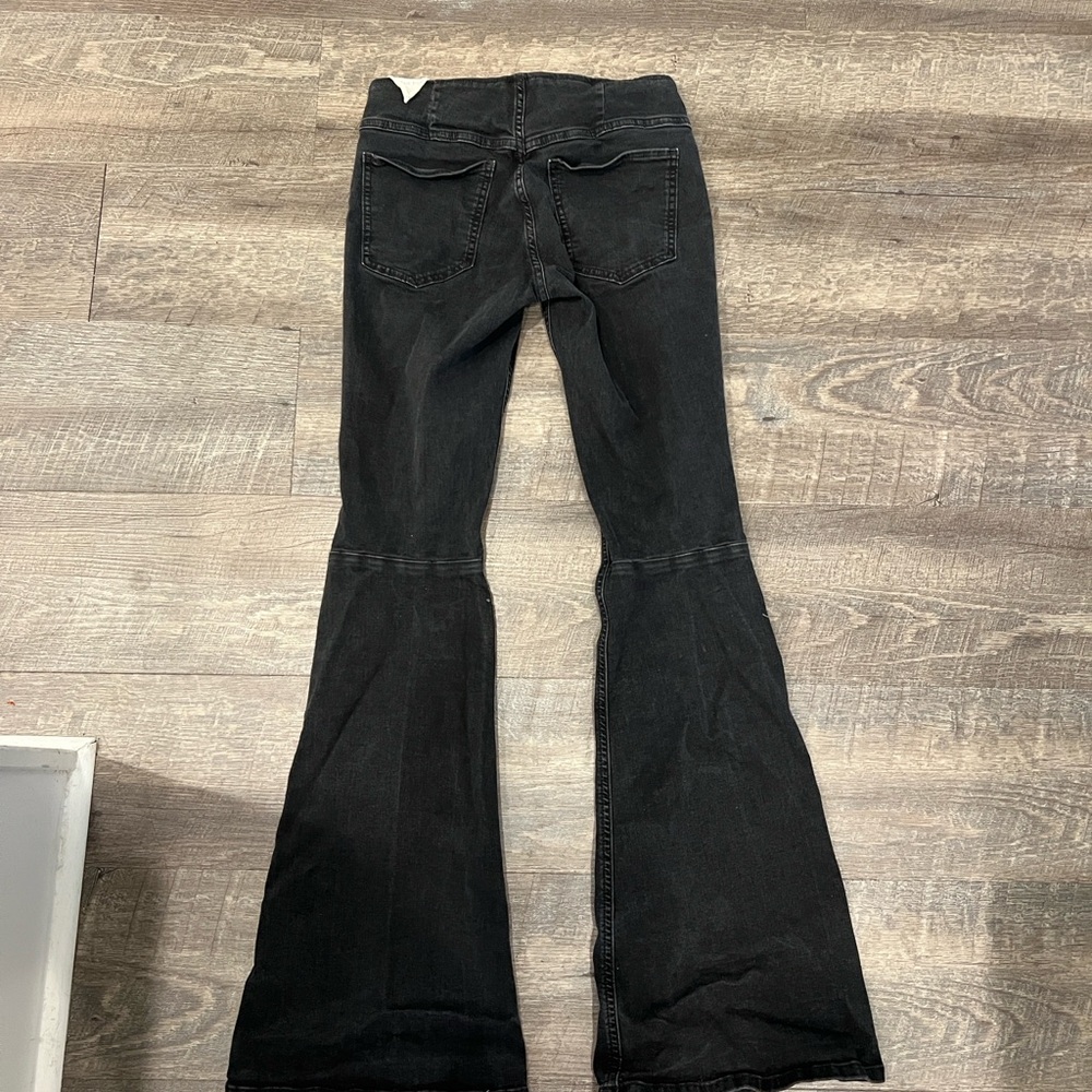 We The Free Penny Pull On Mid Rise Flare Charcoal - Picture 4 of 5